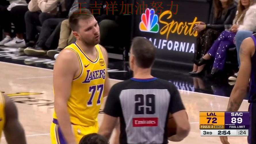 东契奇状态回升引发热议 球迷对表现评价两极分化